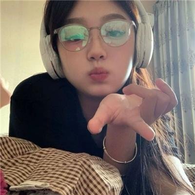 小雁与吴爱丽